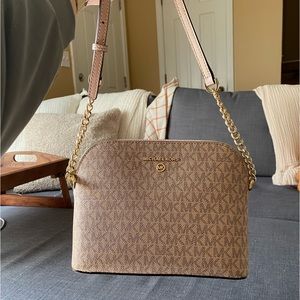 Michael Kors Dome Crossbody Purse Jet Set